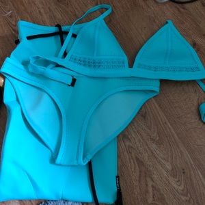 Turquoise Triangl bikini Size m